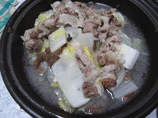 豚肉と白菜の梅肉風味タジン鍋